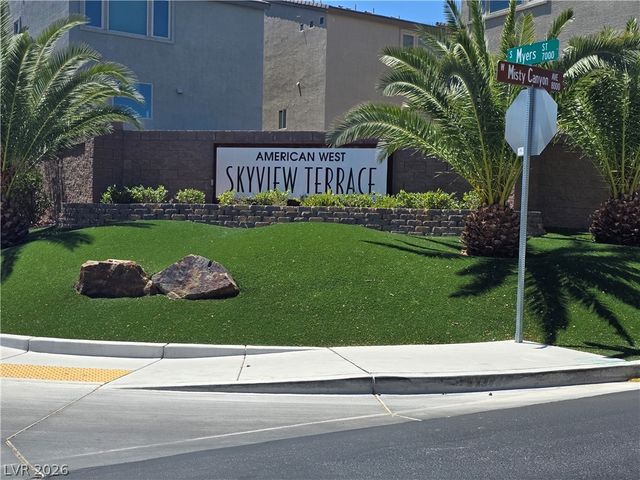 8083 Haywood Estate Avenue, Las Vegas, NV 89113