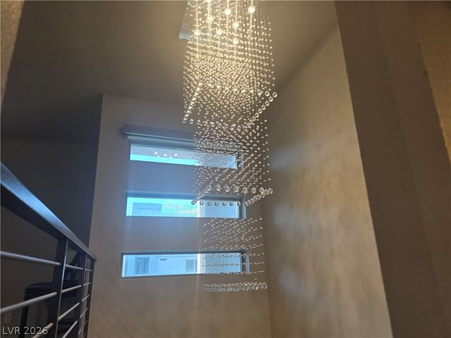 8083 Haywood Estate Avenue, Las Vegas, NV 89113