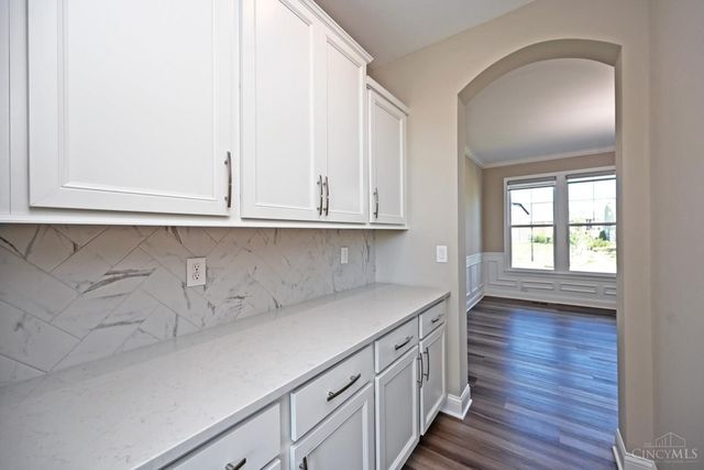 5677 Willow View Drive, Mason, OH 45040