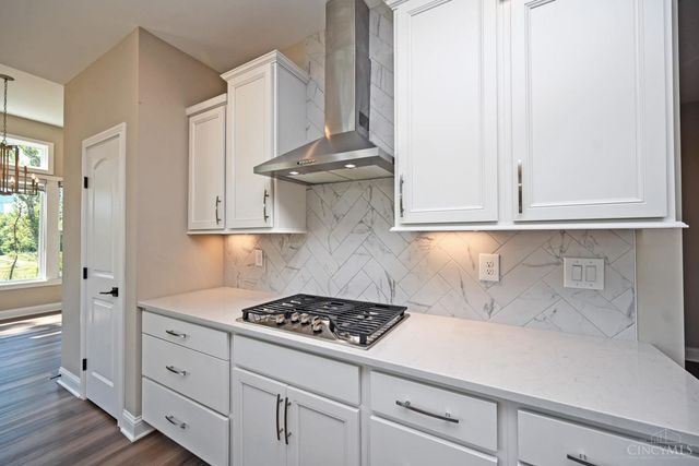 5677 Willow View Drive, Mason, OH 45040