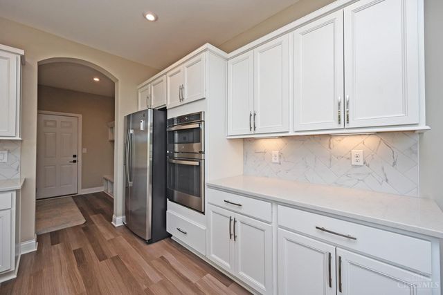 5677 Willow View Drive, Mason, OH 45040