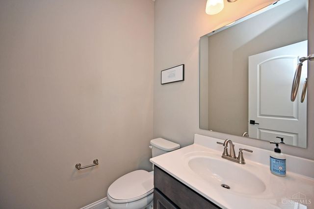 5677 Willow View Drive, Mason, OH 45040