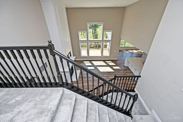 5677 Willow View Drive, Mason, OH 45040