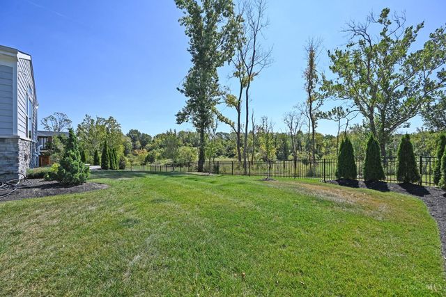 5677 Willow View Drive, Mason, OH 45040