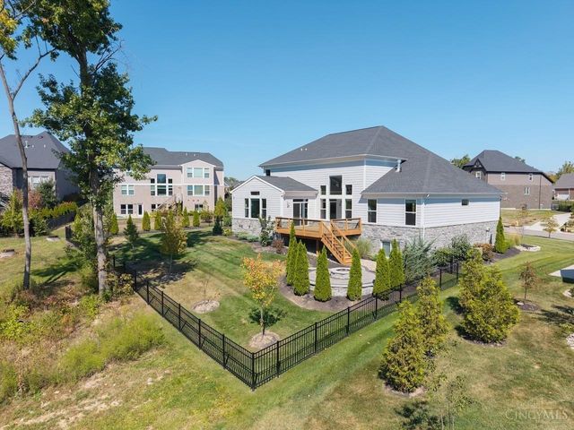 5677 Willow View Drive, Mason, OH 45040