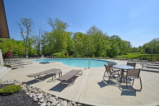 5677 Willow View Drive, Mason, OH 45040