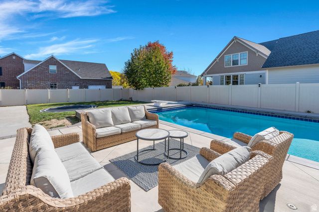 4385 W OPEN HILL DR, South Jordan, UT 84009