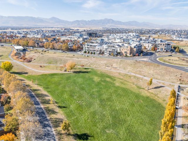 4385 W OPEN HILL DR, South Jordan, UT 84009