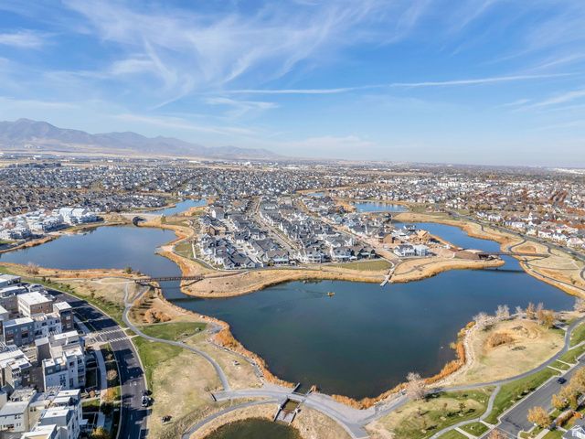 4385 W OPEN HILL DR, South Jordan, UT 84009