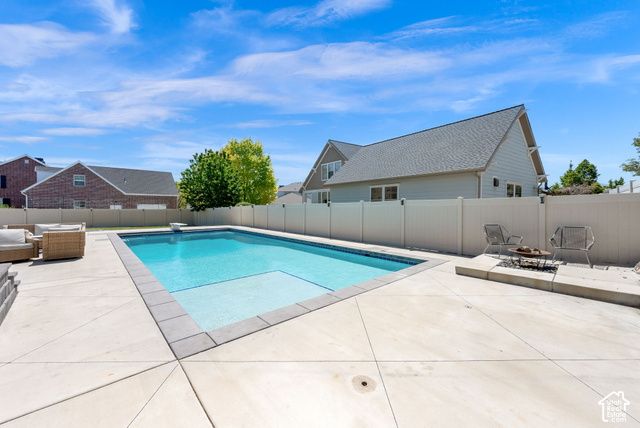 4385 W OPEN HILL DR, South Jordan, UT 84009