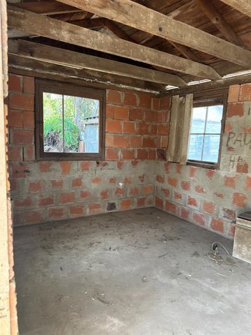 19637 E American Avenue, Reedley, CA 93654