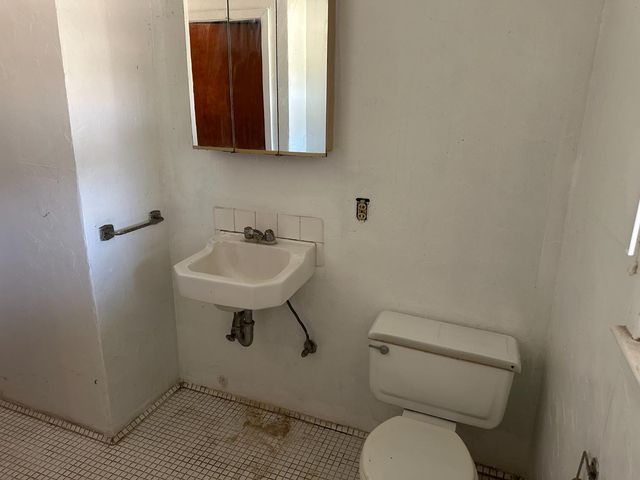 19637 E American Avenue, Reedley, CA 93654