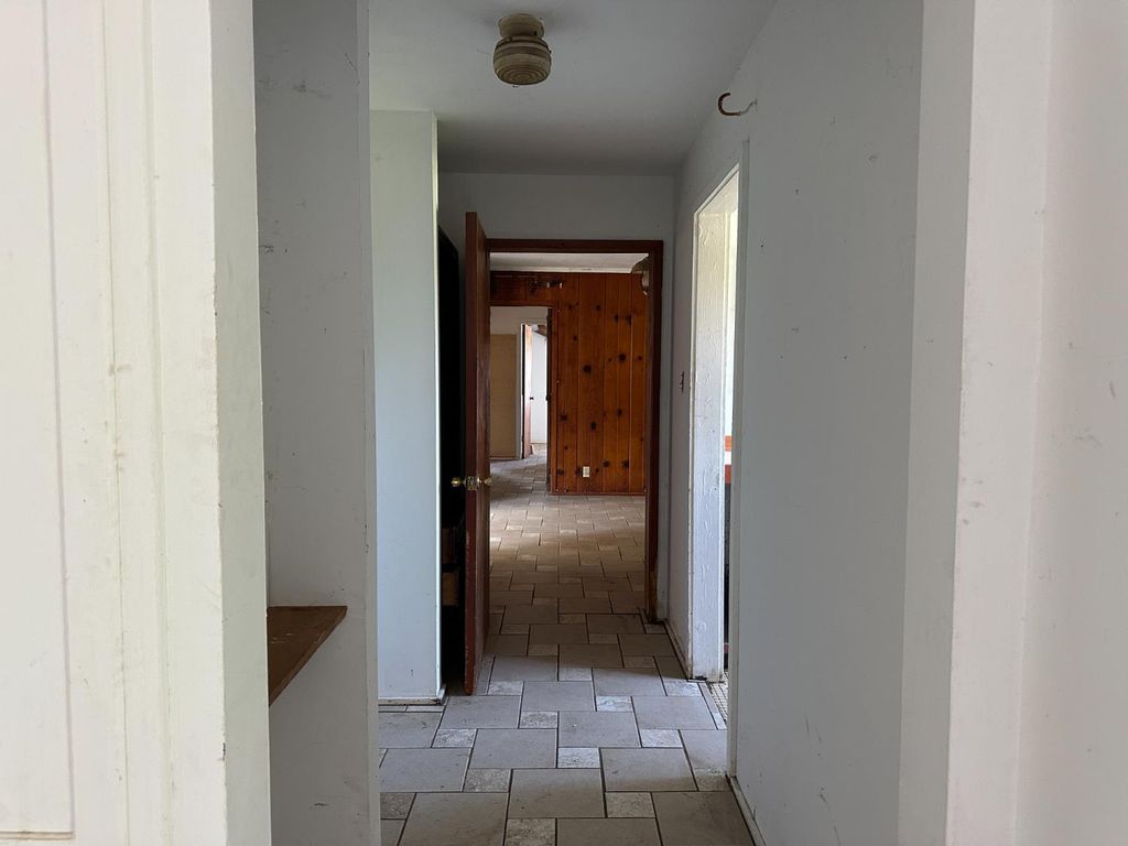Image 21 of property listing at 19637 E American Avenue, Reedley, CA 93654