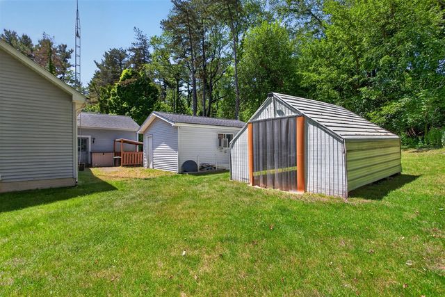 7655 Riverside Road, Brooklyn, MI 49230