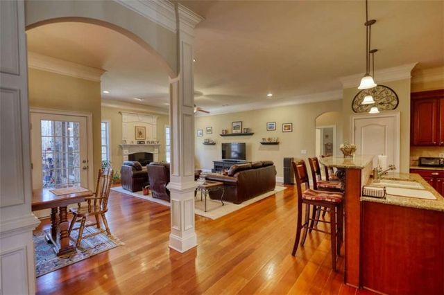 100 Oak Forest Drive, Oxford, GA 30054