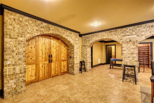 100 Oak Forest Drive, Oxford, GA 30054