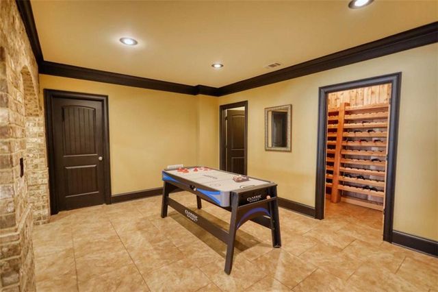 100 Oak Forest Drive, Oxford, GA 30054