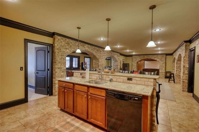 100 Oak Forest Drive, Oxford, GA 30054