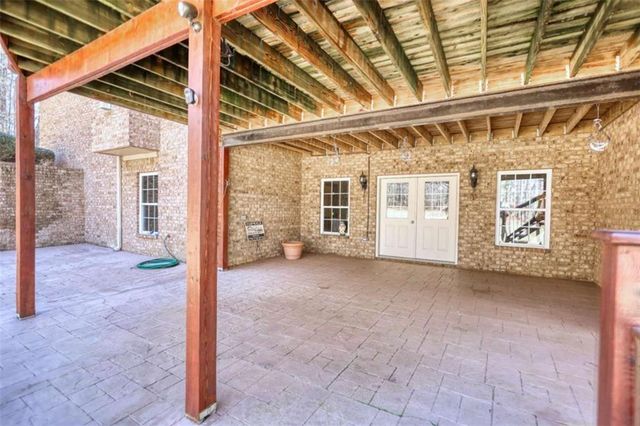 100 Oak Forest Drive, Oxford, GA 30054