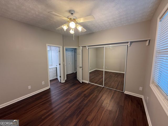 345 Windcroft Circle NW, Acworth, GA 30101