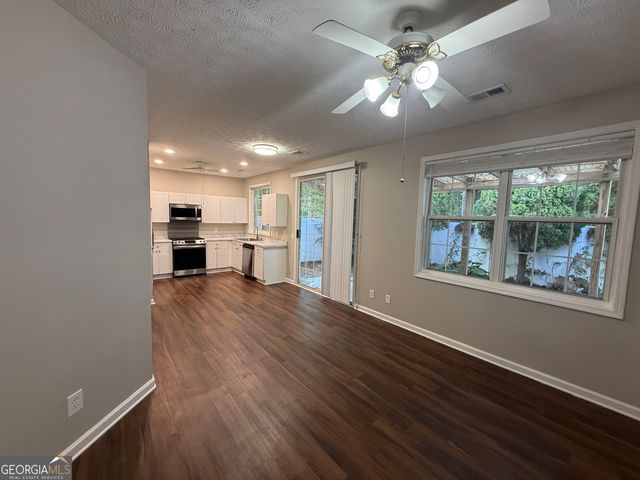 345 Windcroft Circle NW, Acworth, GA 30101