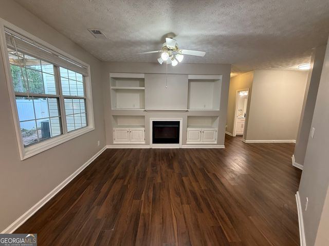 345 Windcroft Circle NW, Acworth, GA 30101