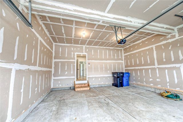 6453 Marco Ct, North Huntingdon, PA 15642