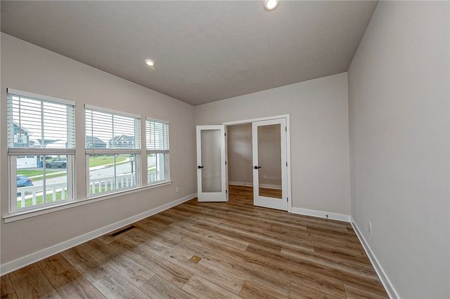 6453 Marco Ct, North Huntingdon, PA 15642