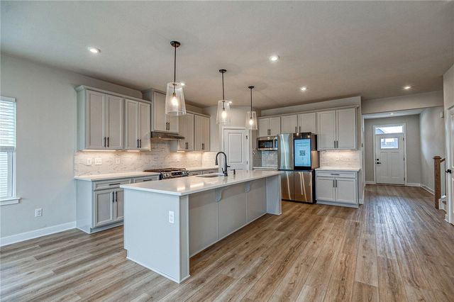 6453 Marco Ct, North Huntingdon, PA 15642