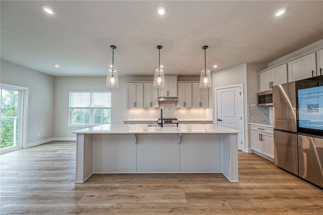 6453 Marco Ct, North Huntingdon, PA 15642