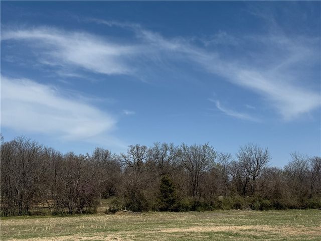 Wayne Sellers and 54th Road, Fayetteville, AR 72730