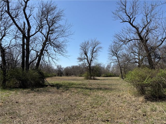 Wayne Sellers and 54th Road, Fayetteville, AR 72730