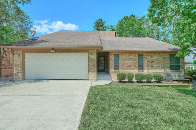 80 Rolling Hills Drive, Conroe, TX 77304