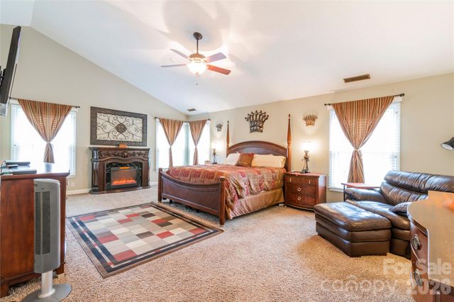 3600 Hatwynn Road, Charlotte, NC 28269