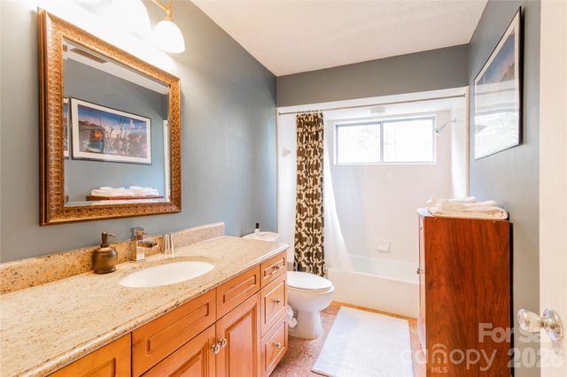 3600 Hatwynn Road, Charlotte, NC 28269