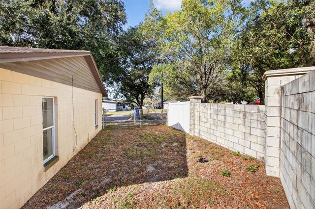 493 APOPKA HILLS CIRCLE, Apopka, FL 32703