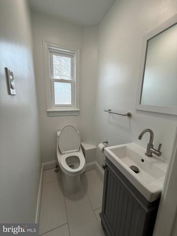 3405 CARPENTER ST SE, Washington, DC 20020