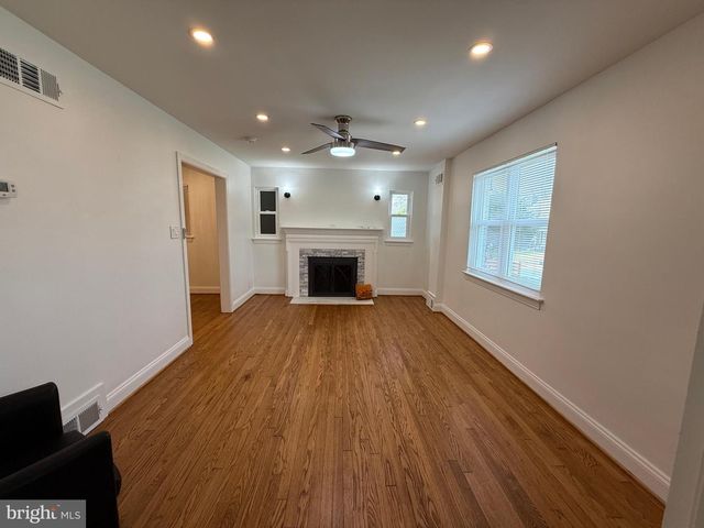 3405 CARPENTER ST SE, Washington, DC 20020