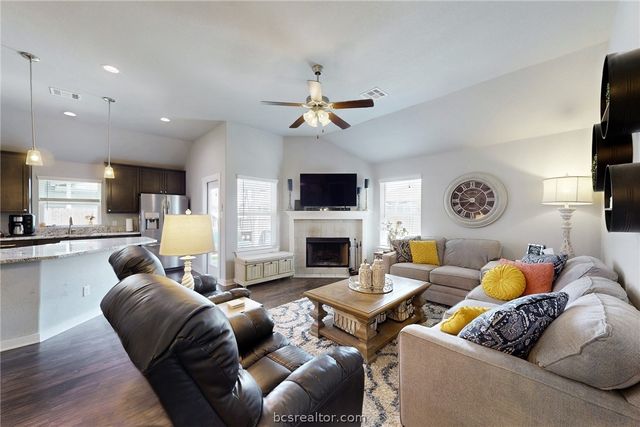 3404 Alsace Court, Bryan, TX 77808
