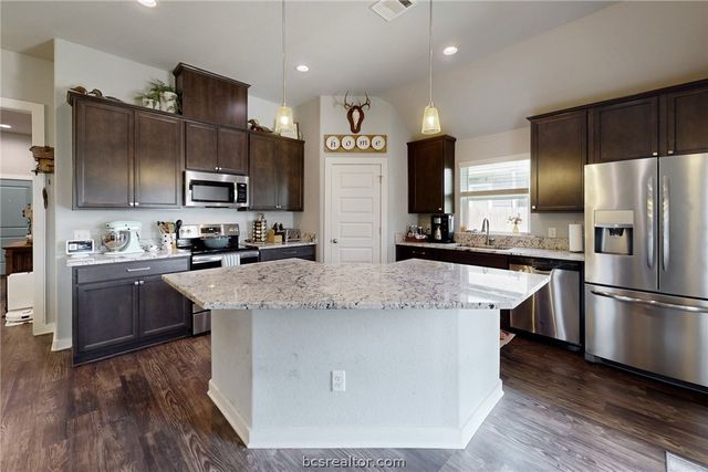 3404 Alsace Court, Bryan, TX 77808