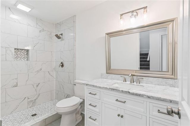 281 Marsh Breeze Lane, Waverly, GA 31565
