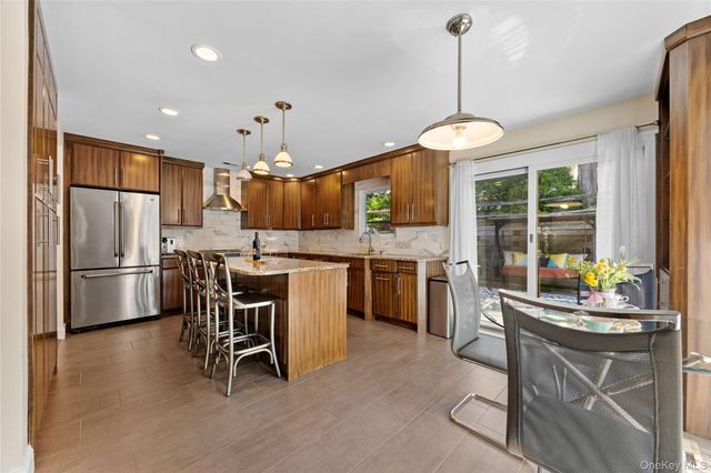 246 Hamlet Drive, Jericho, NY 11753
