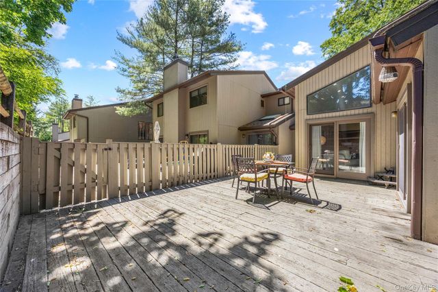 246 Hamlet Drive, Jericho, NY 11753