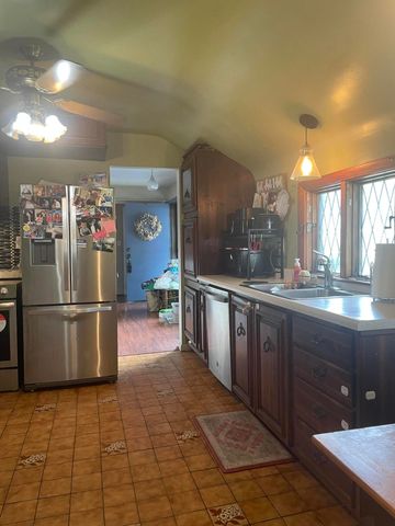 8810 Osborne Road, Highland, IN 46322