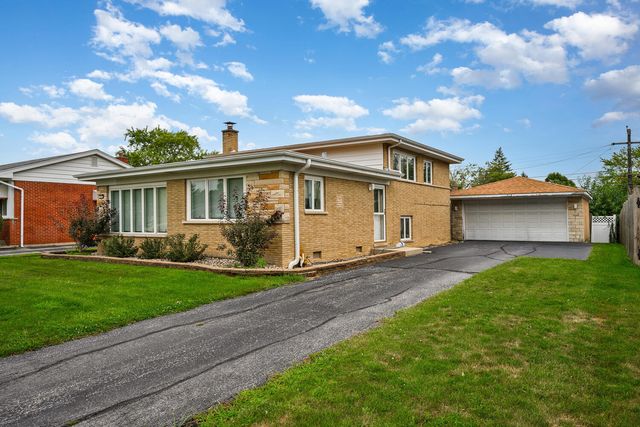 313 Homewood Court, Chicago Heights, IL 60411