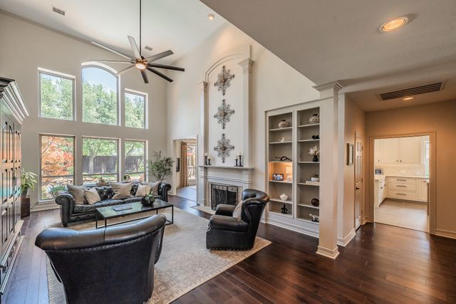 415 Thistle Court, Southlake, TX 76092