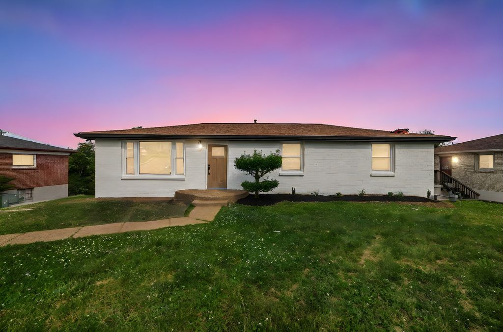 2717 Noonan Dr, Nashville, TN 37206
