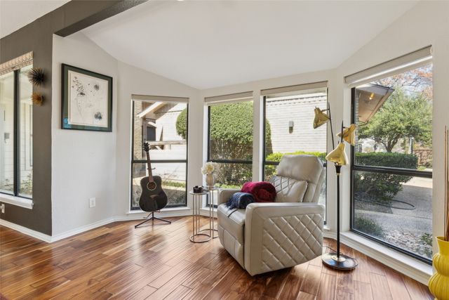 1207 Middlebrook Place, Dallas, TX 75208