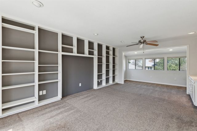 1207 Middlebrook Place, Dallas, TX 75208