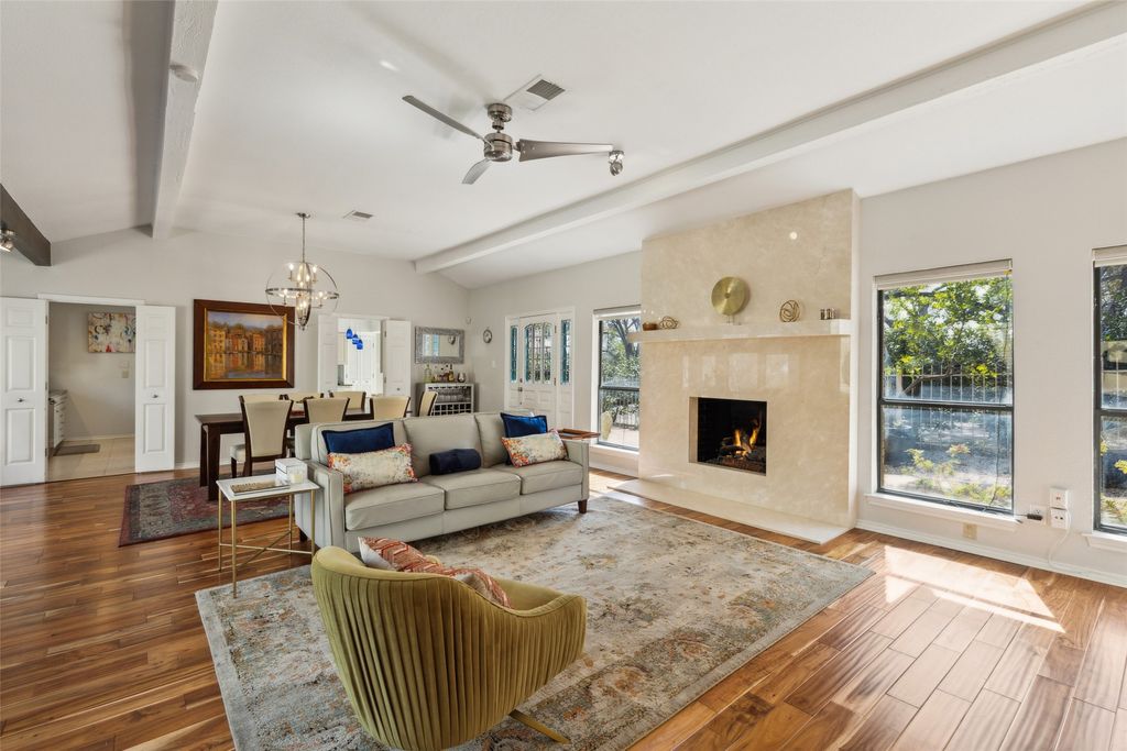 1207 Middlebrook Place, Dallas, TX 75208